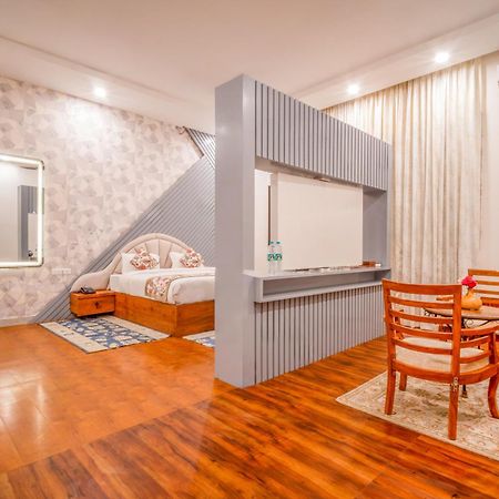 Royal Delight Resort Madina Buitenkant foto