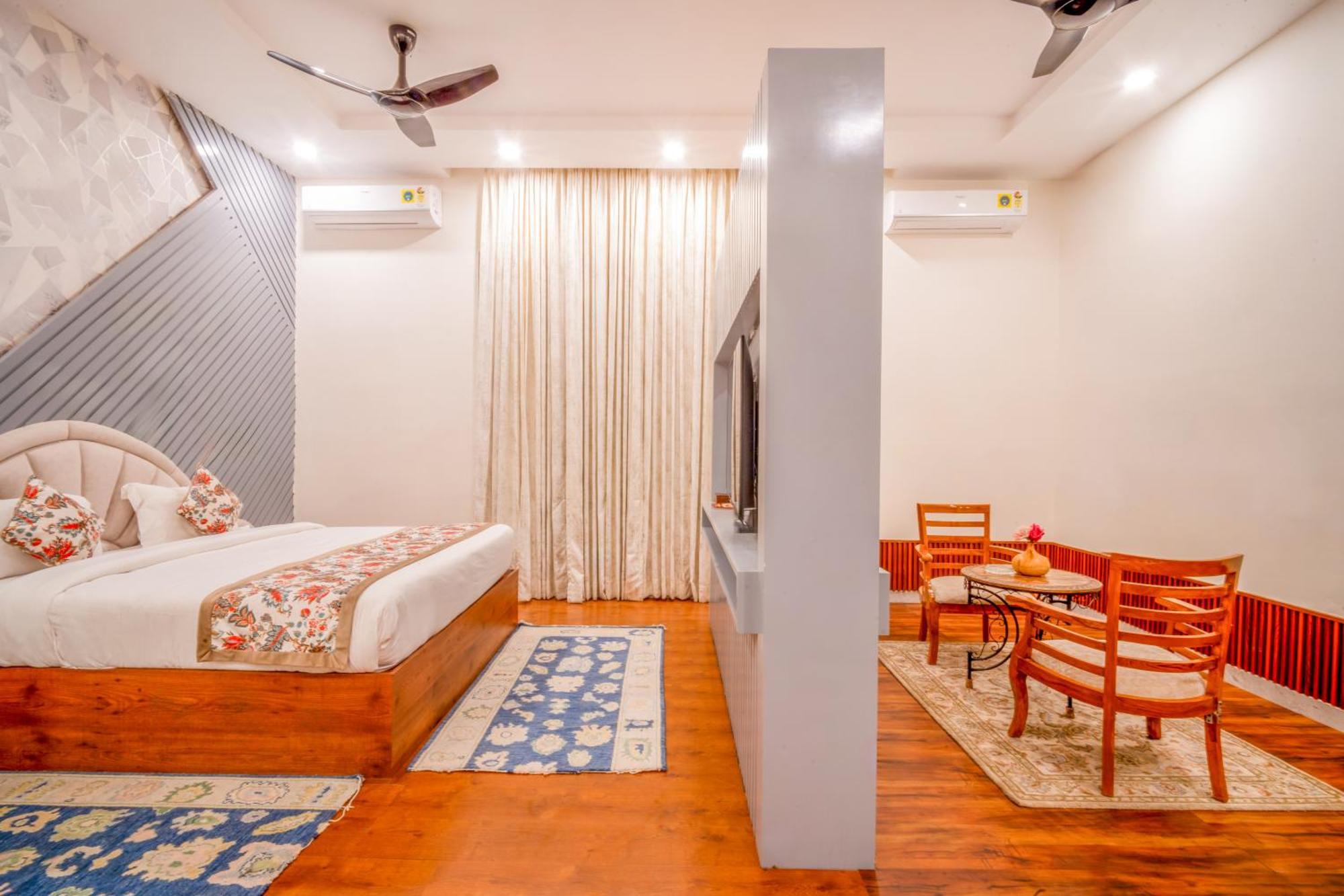 Royal Delight Resort Madina Buitenkant foto
