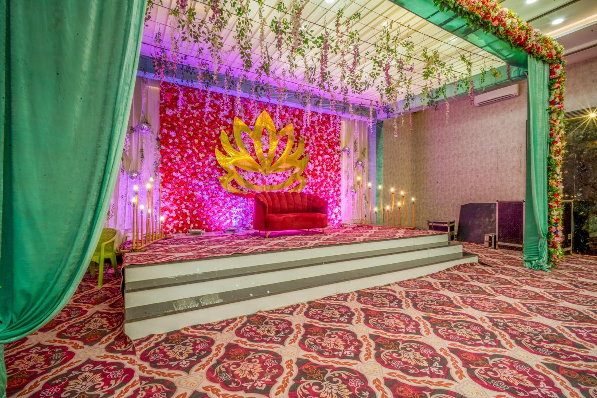 Royal Delight Resort Madina Buitenkant foto