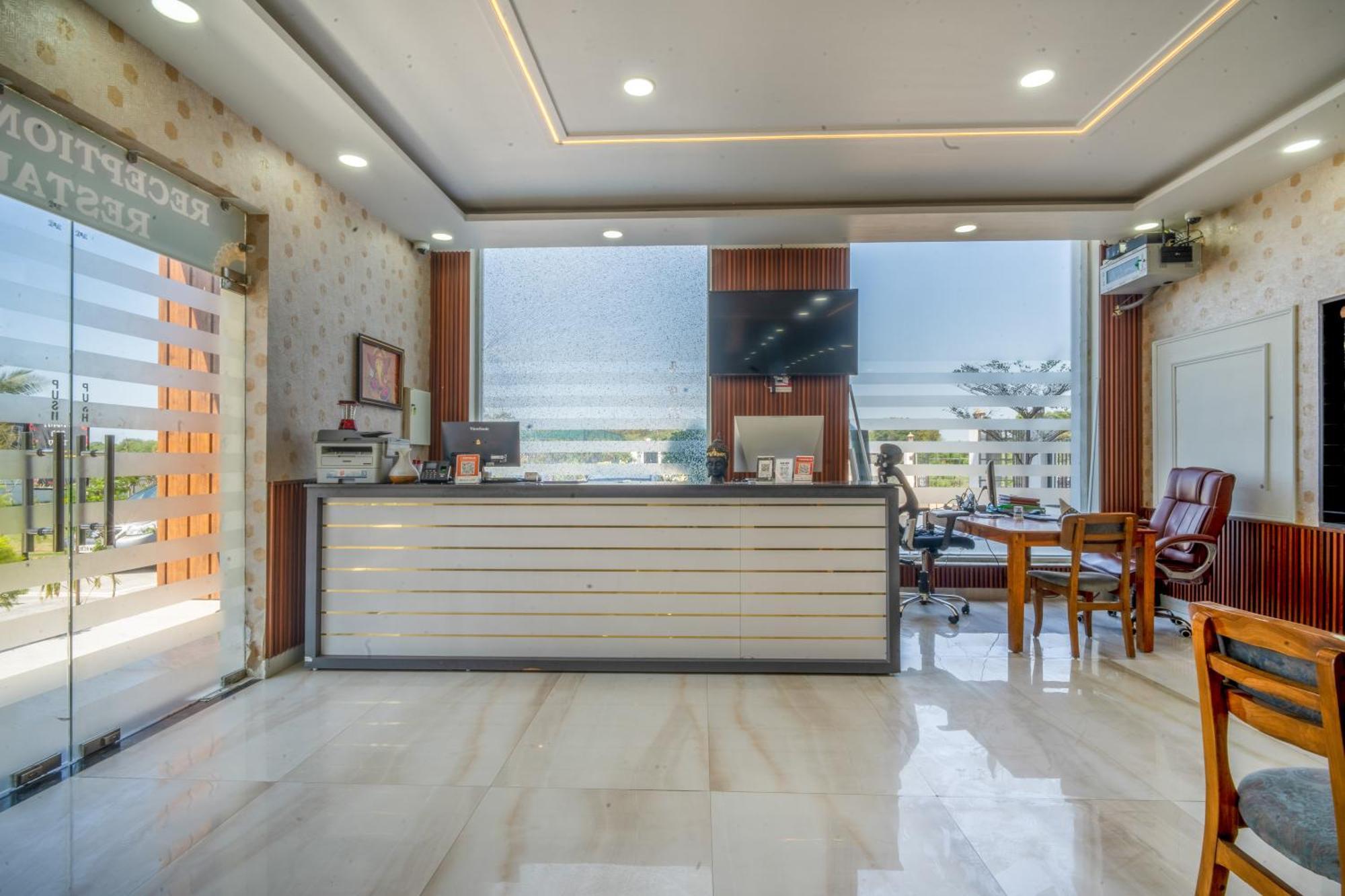Royal Delight Resort Madina Buitenkant foto